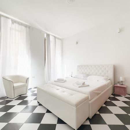 Domus Sant'Elena 2 Apartamento Roma Exterior foto